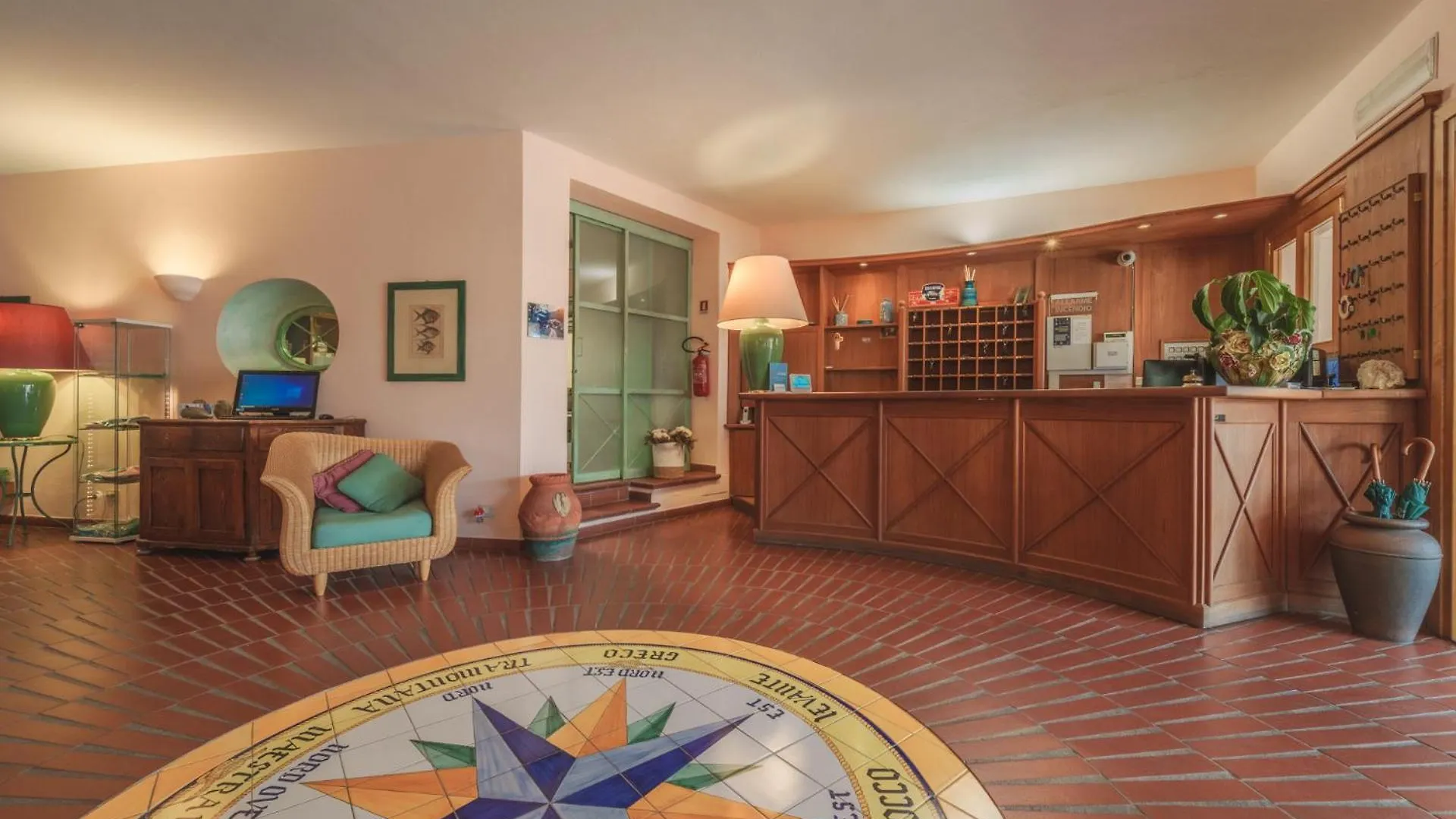 Hotel Lo Scirocco Fetovaia 3*,