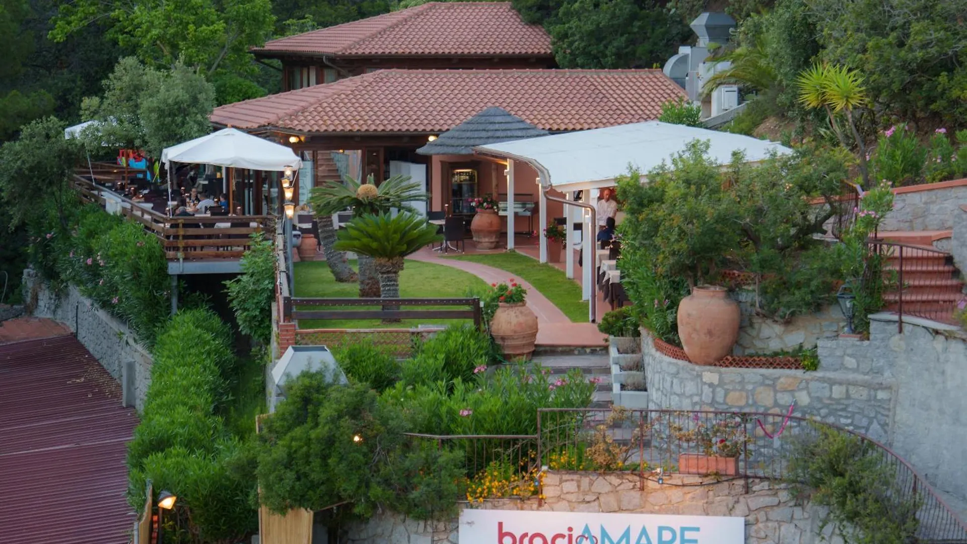 ***  Hotel Lo Scirocco Fetovaia Italy